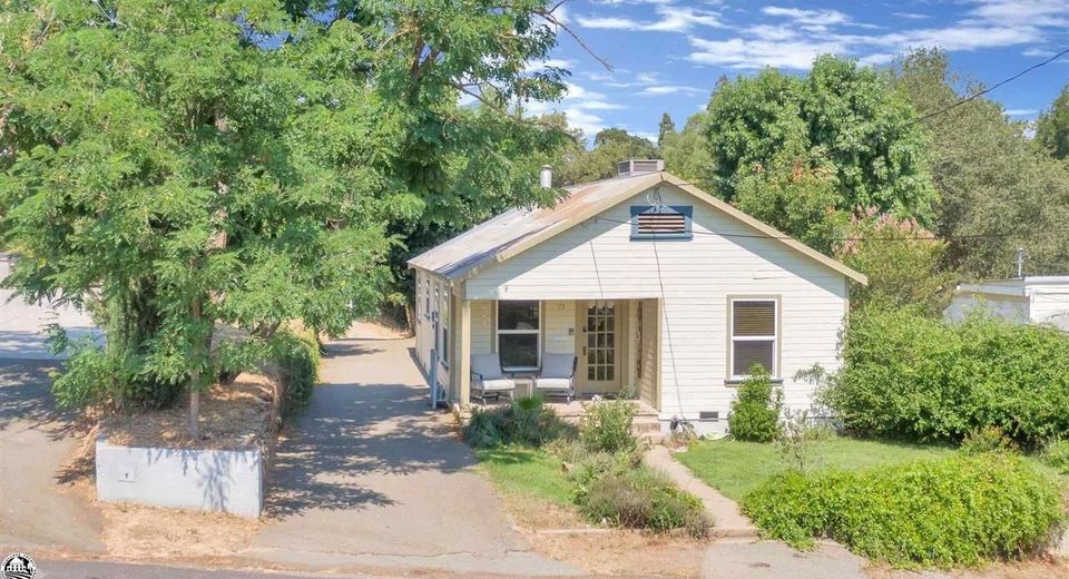 75 Main St, San Andreas, CA 95249 Photo