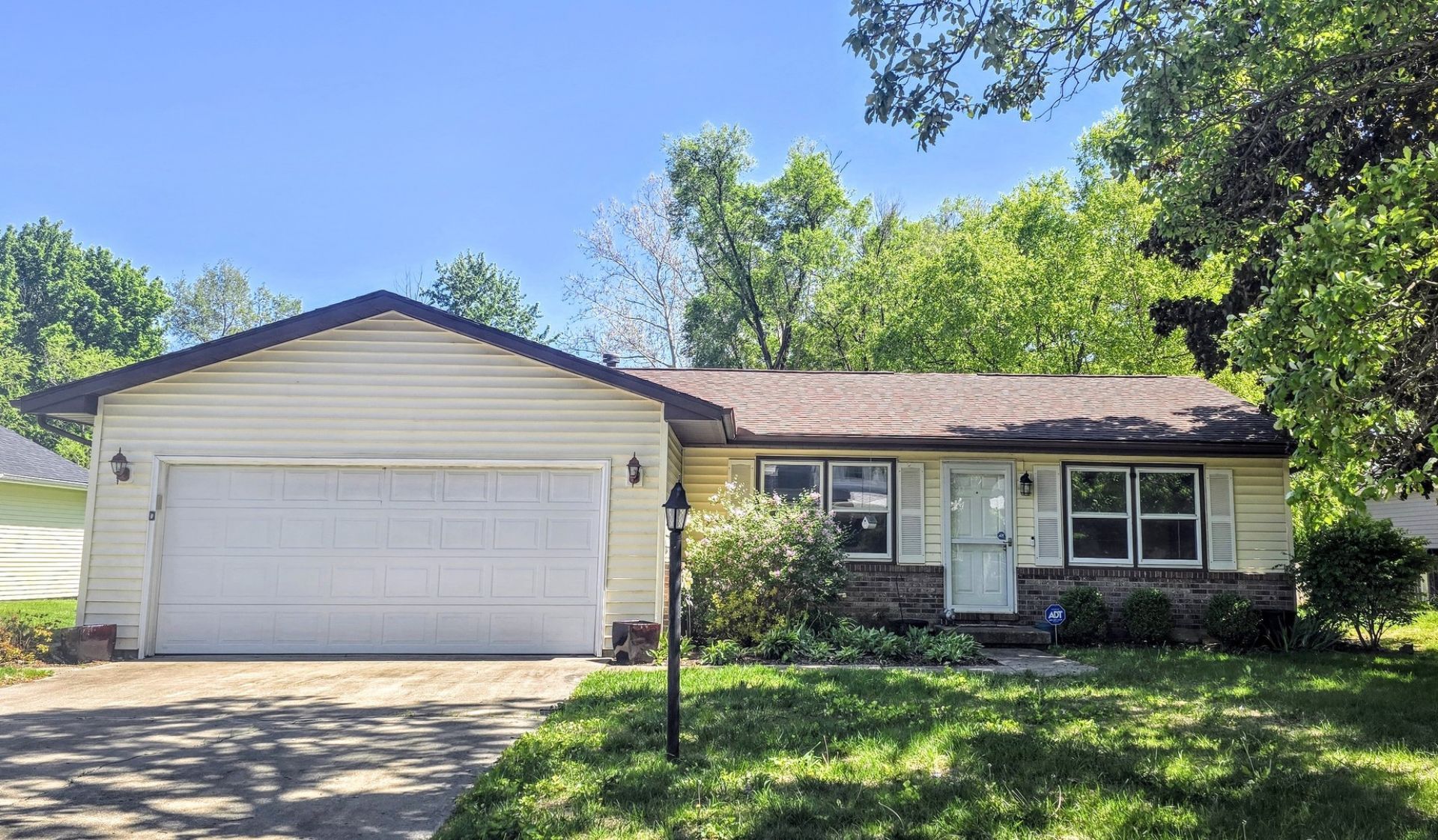 2509 Southwood Drive , Champaign, IL 61821