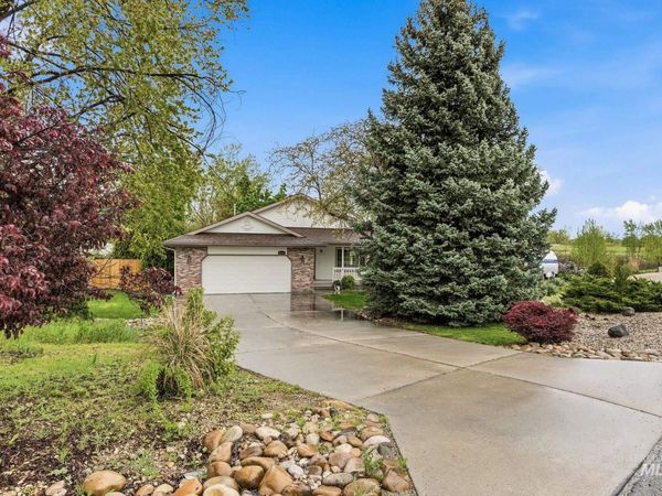 24900 Coventry Dr, Caldwell, ID 83607