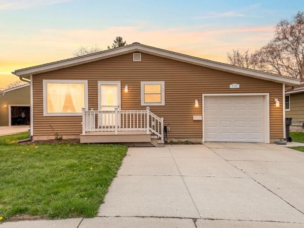 712 Carpenter STREET, Plymouth, WI 53073