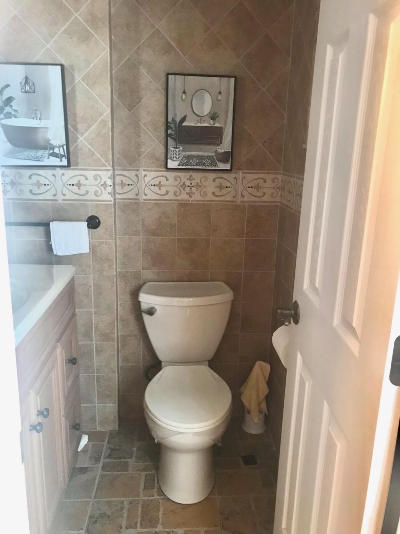 700 NE 14th Avenue Ne, Unit 404, Hallandale Beach, FL 33009 Photo