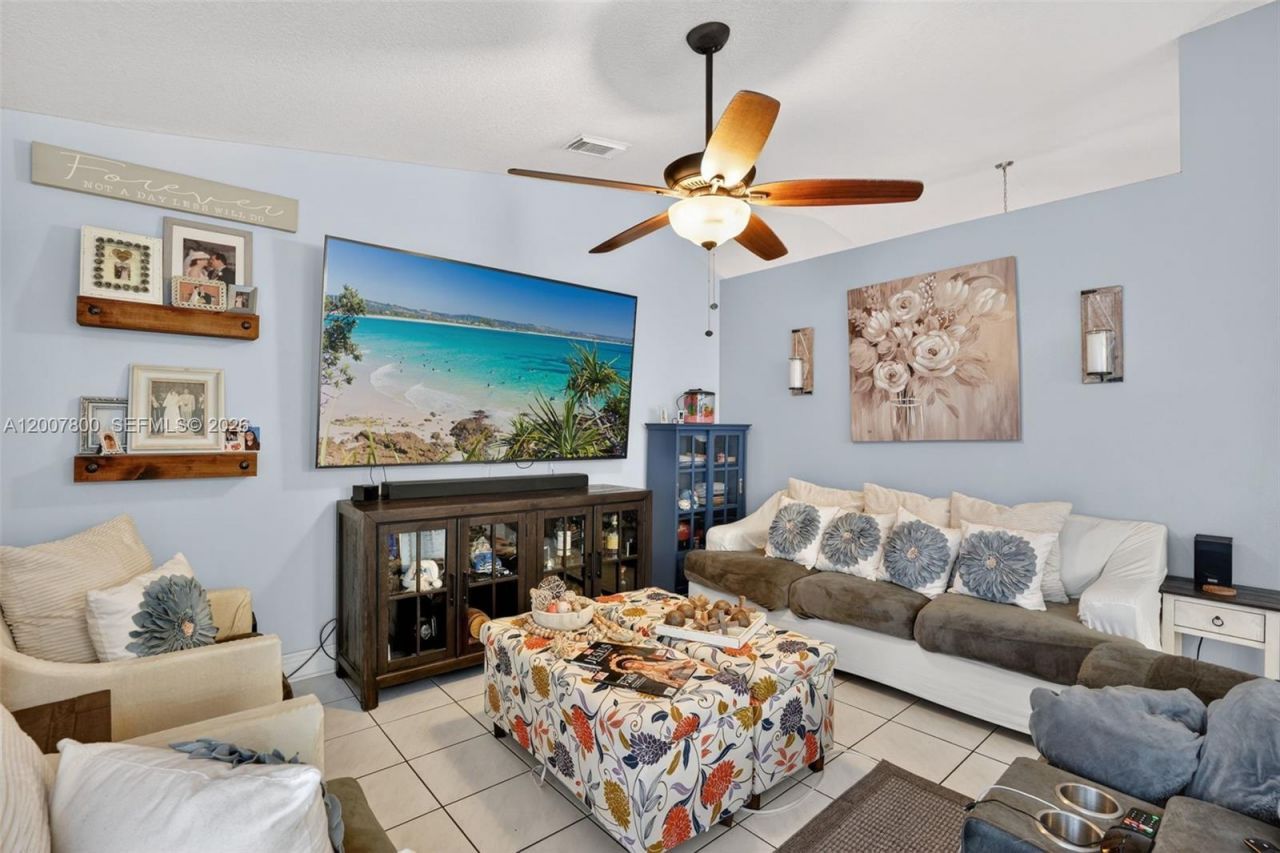 15201 SW 177th Ter, Miami, FL 33187 Photo