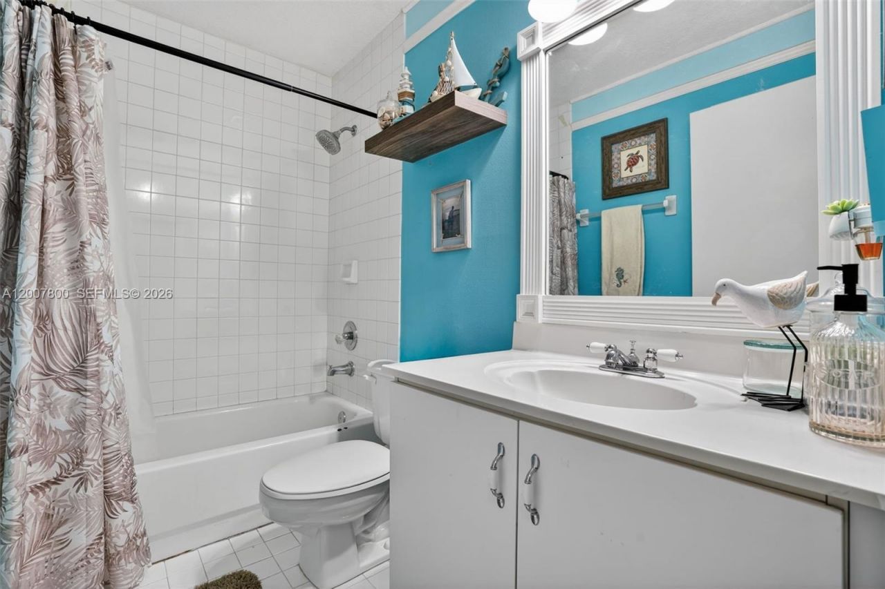 15201 SW 177th Ter, Miami, FL 33187 Photo