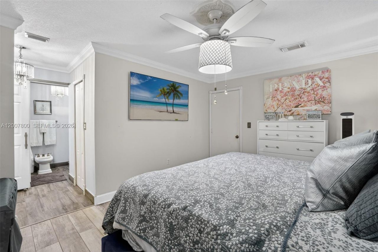 15201 SW 177th Ter, Miami, FL 33187 Photo