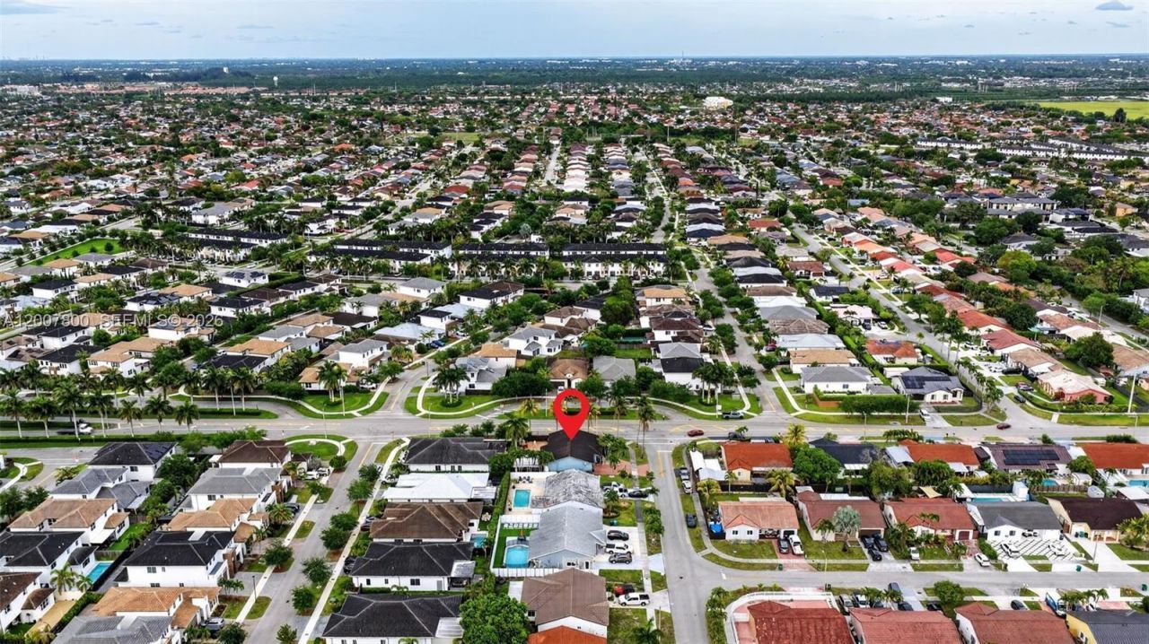 15201 SW 177th Ter, Miami, FL 33187 Photo