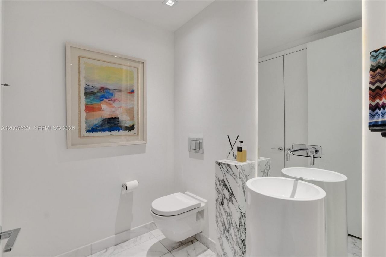 10201 Collins Ave, Unit 404, Bal Harbour, FL 33154 Photo