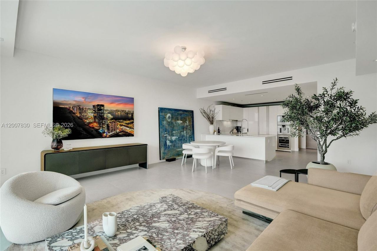 10201 Collins Ave, Unit 404, Bal Harbour, FL 33154 Photo