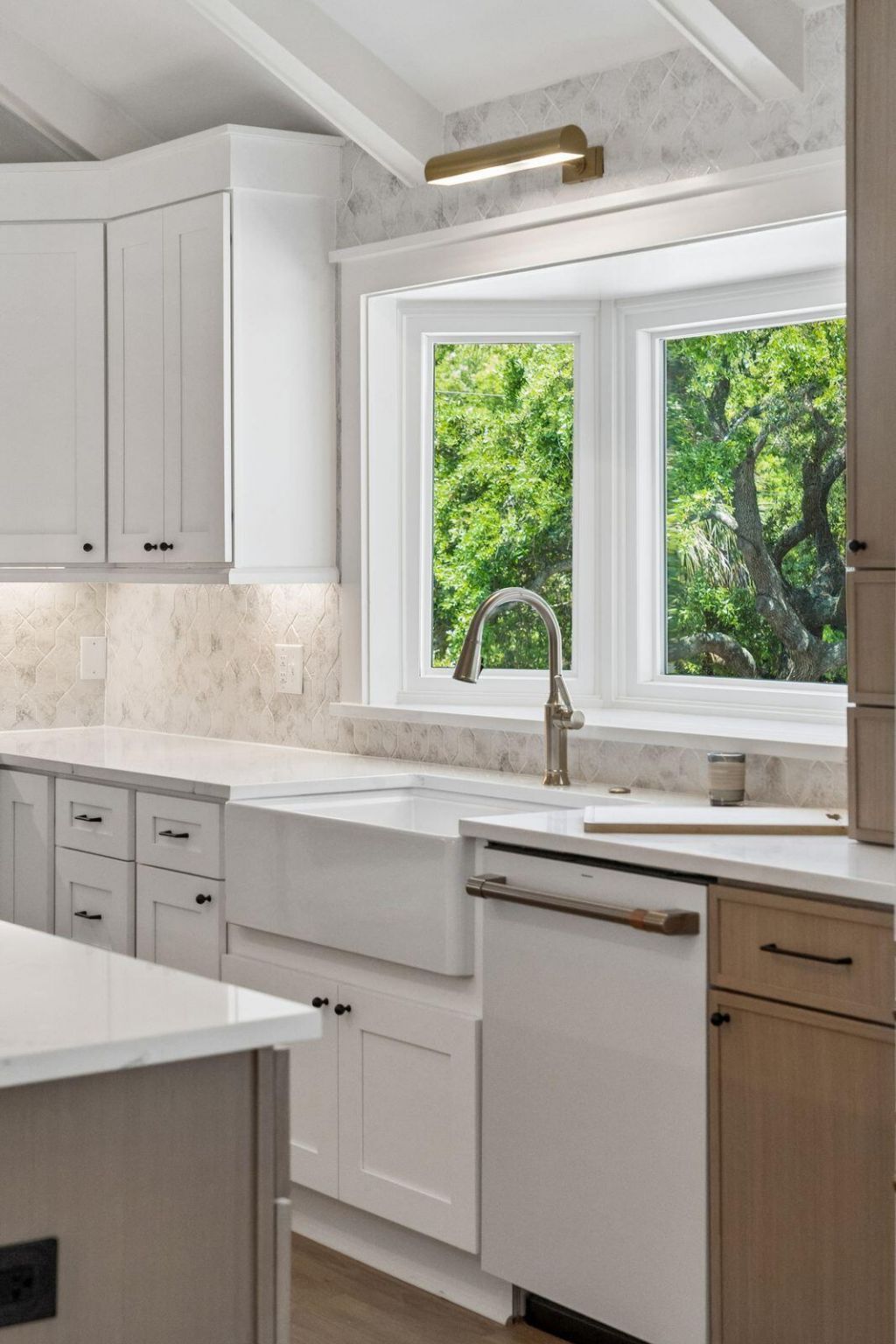 8 46th Avenue Photo 13