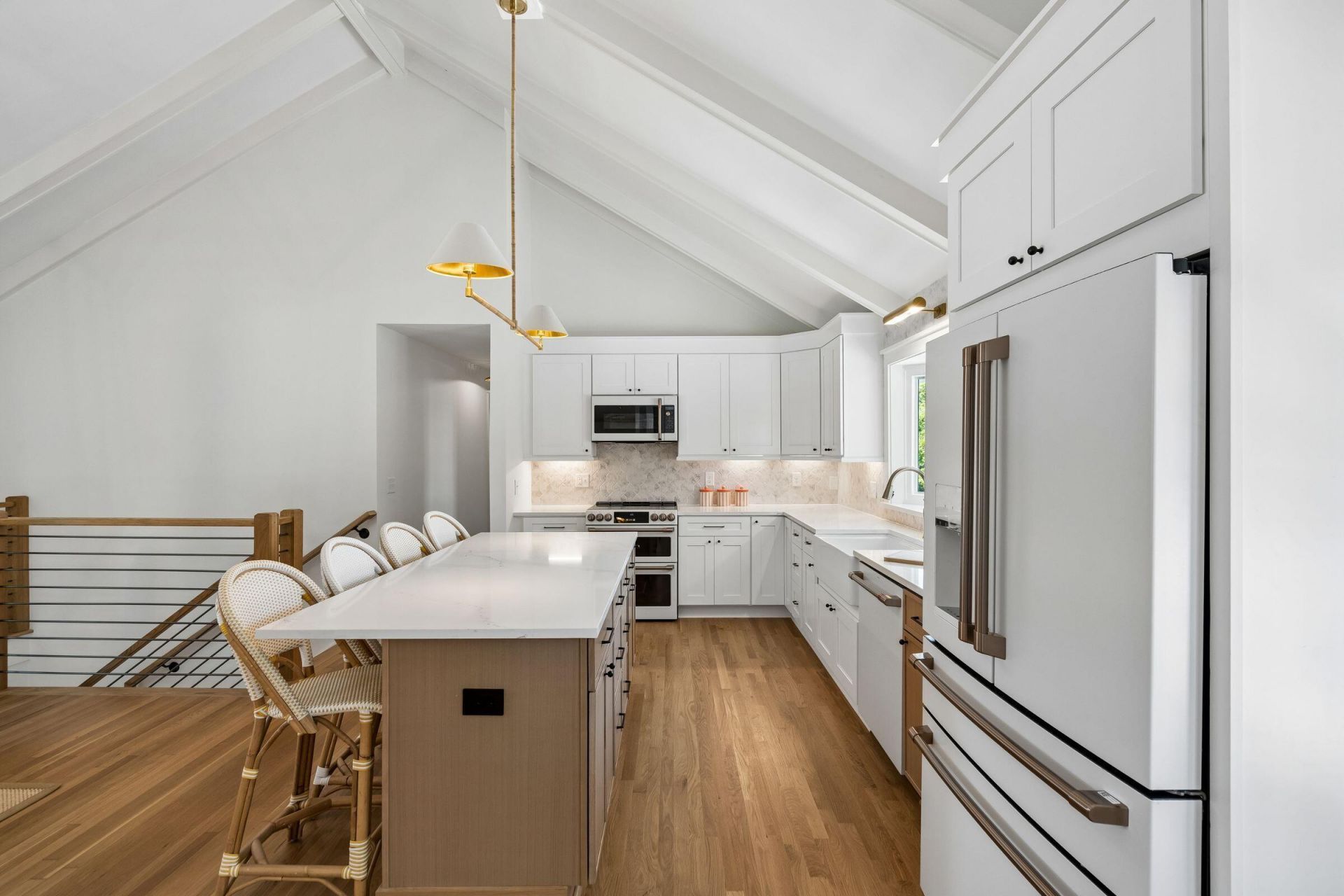 8 46th Avenue Photo 15