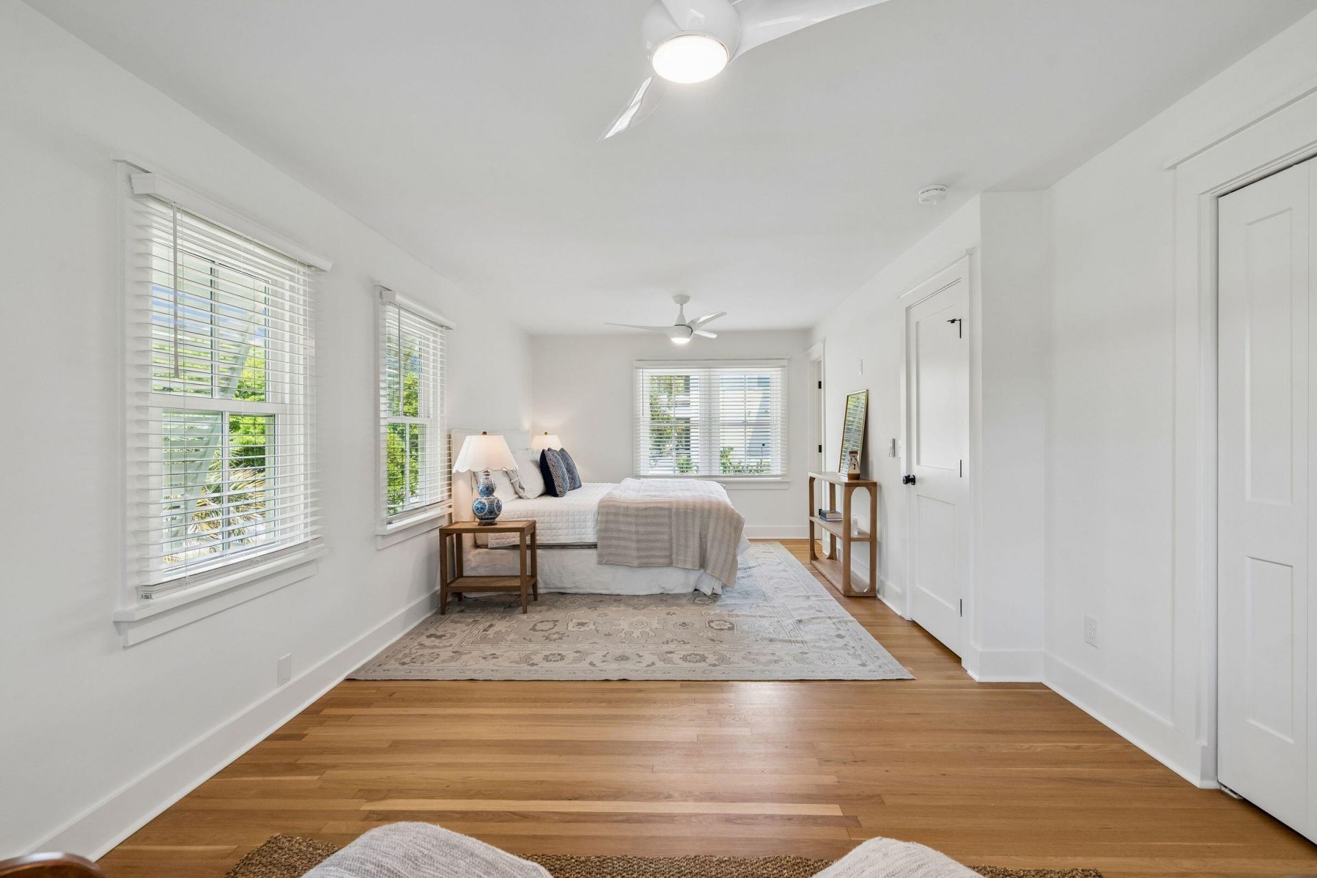 8 46th Avenue Photo 28