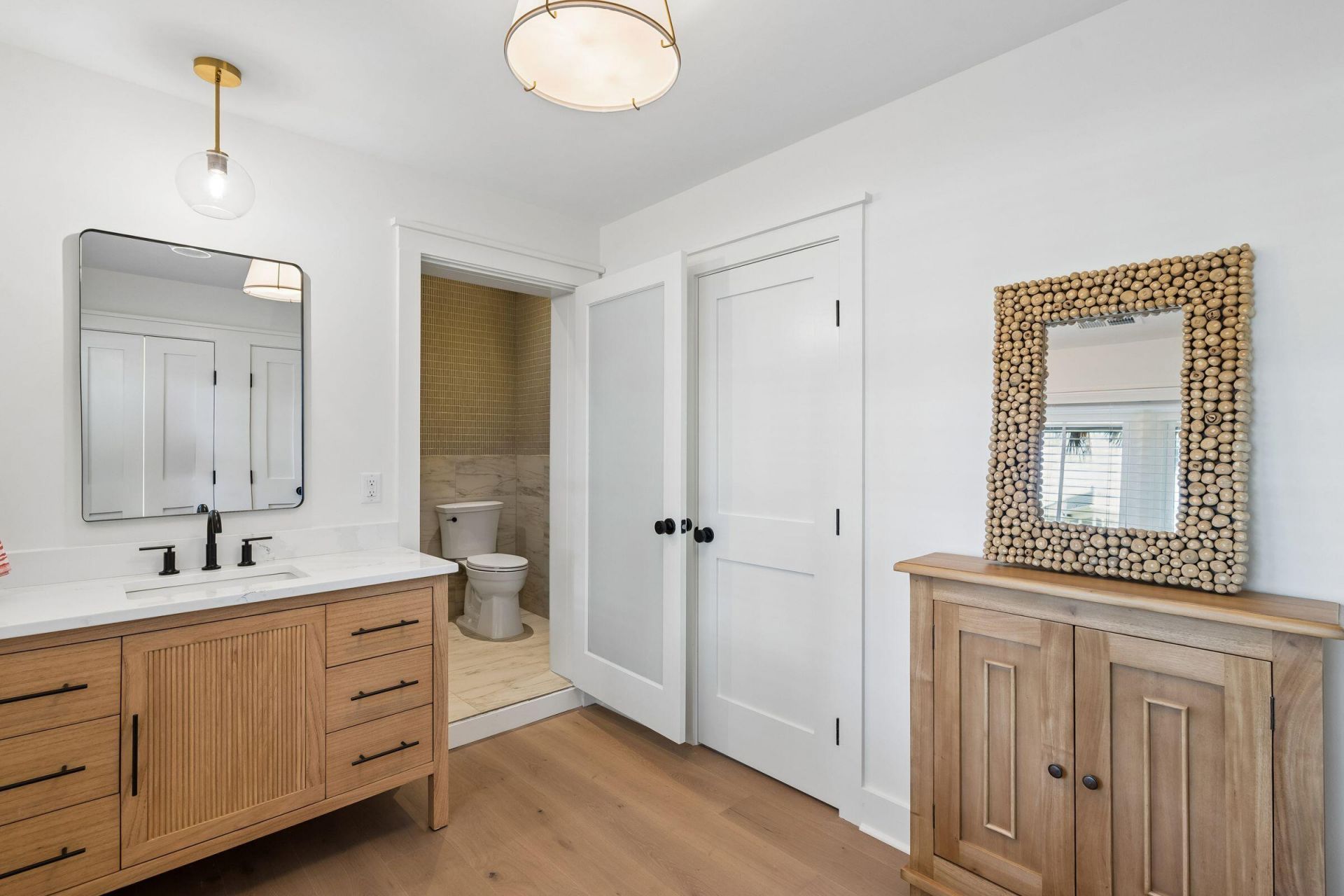 8 46th Avenue Photo 40