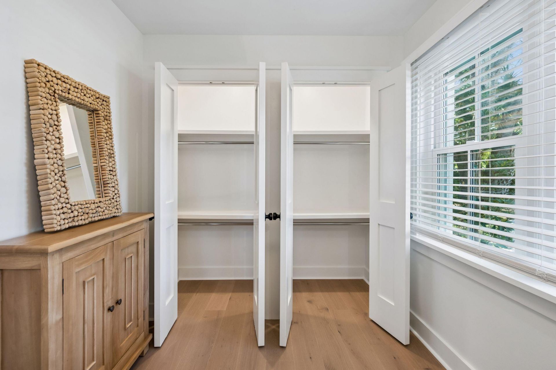 8 46th Avenue Photo 41