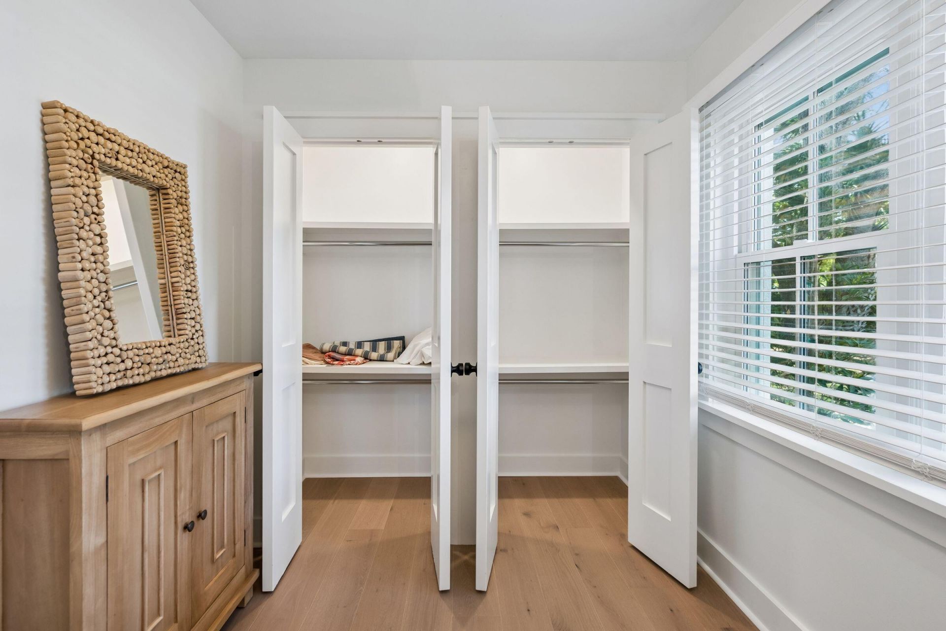 8 46th Avenue Photo 45