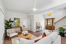 8 46th Avenue photo 4