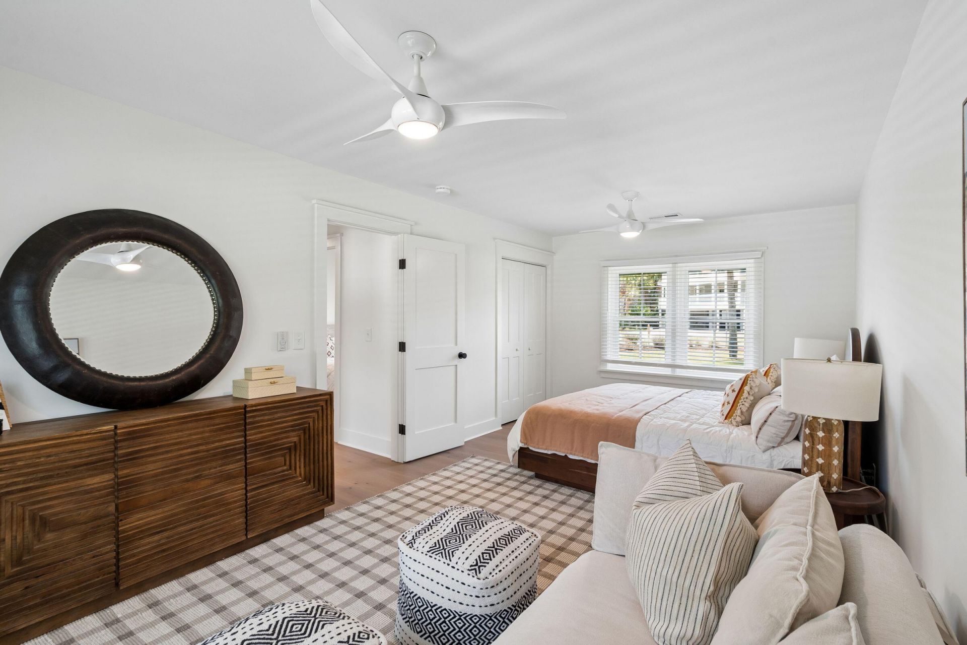 8 46th Avenue Photo 51