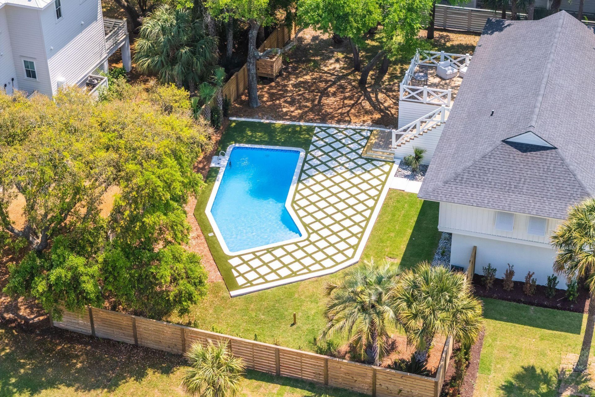 8 46th Avenue Photo 57