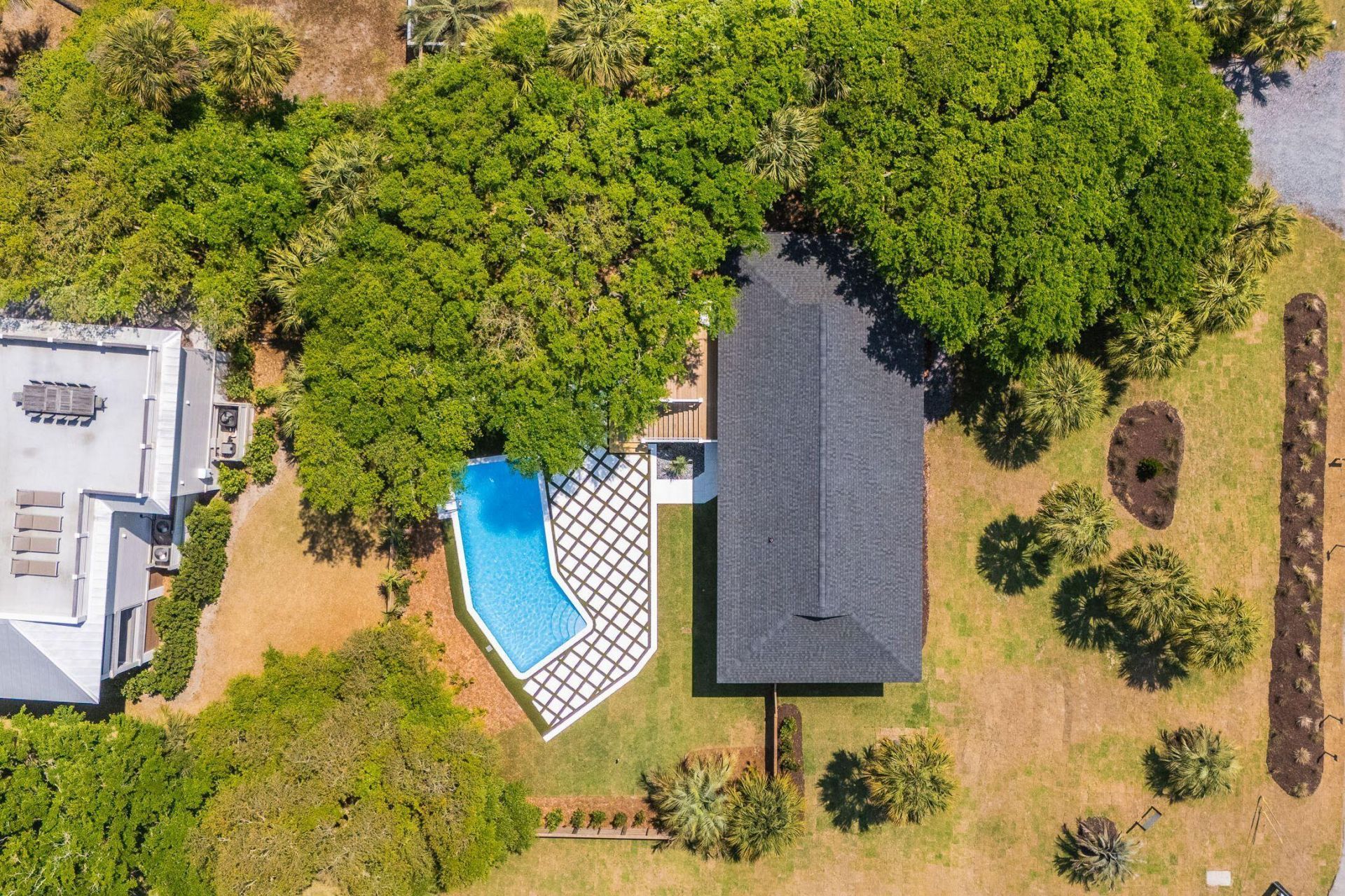 8 46th Avenue Photo 64