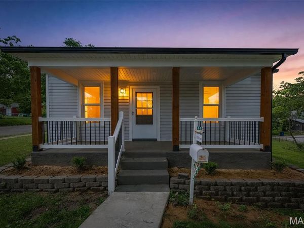 700 N 3rd Street , De Soto, MO 63020