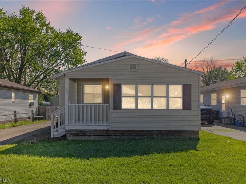 331 Elmwood Avenue, Barberton, OH 44203 Photo 4