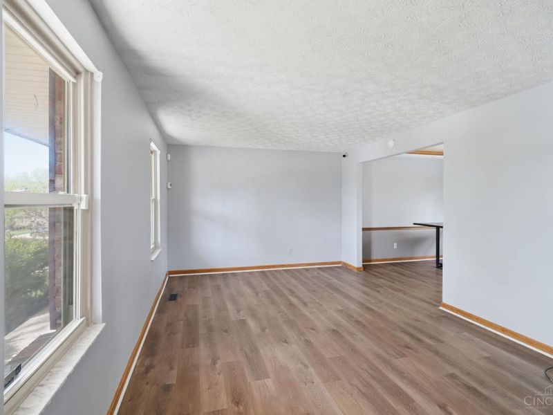 3288 Milverton Court, Green Township, OH 45248 Photo 13