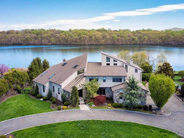 22 Fieldstone Court, New City, NY 10956