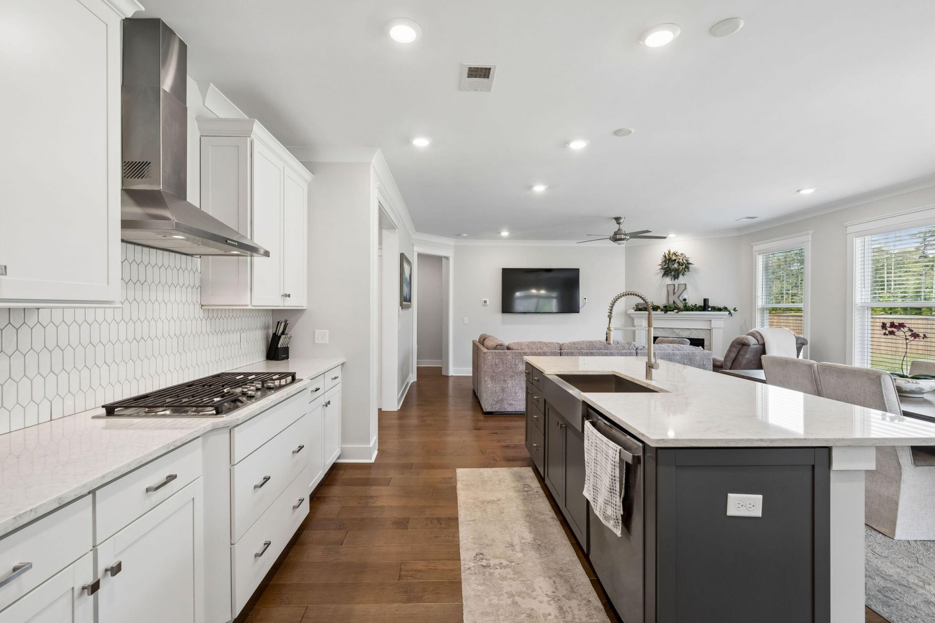 169 Huguenot Trail Photo 13