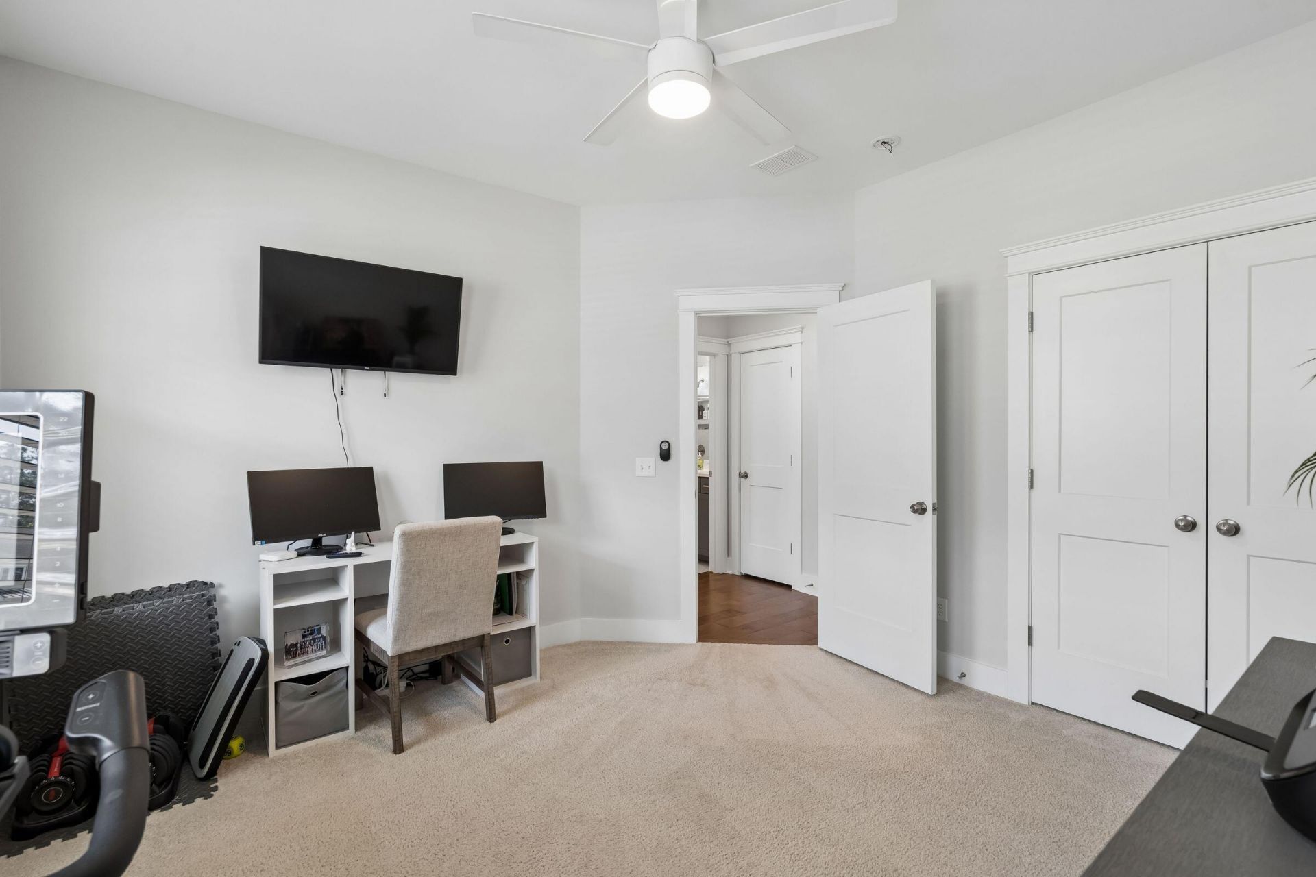 169 Huguenot Trail Photo 33