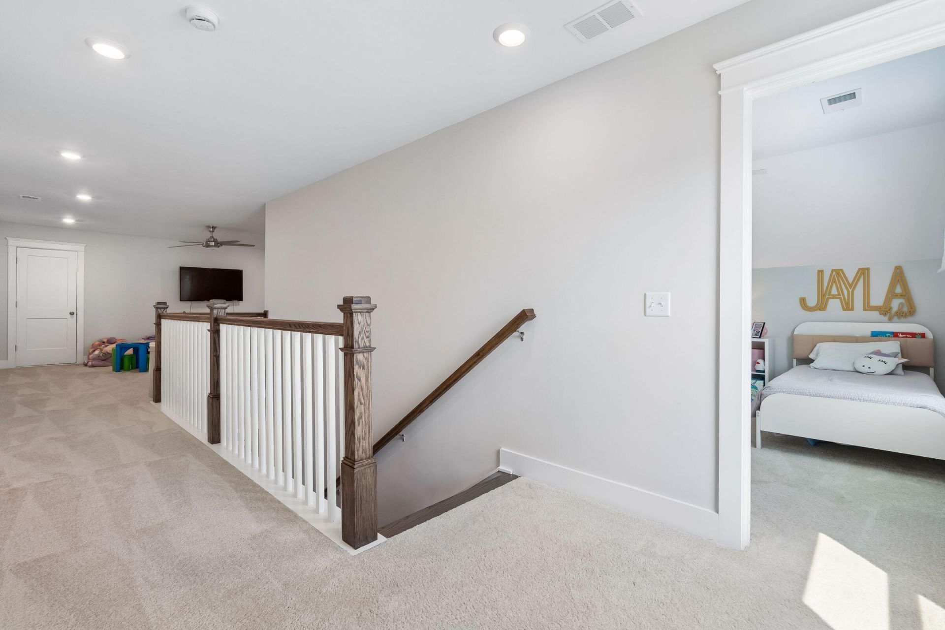 169 Huguenot Trail Photo 40