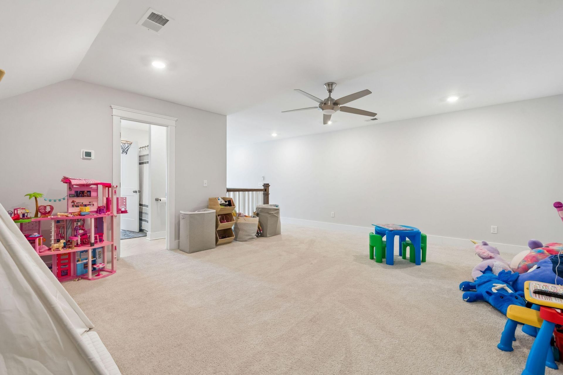 169 Huguenot Trail Photo 44