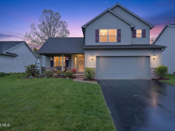 624 Niagara Avenue, Holland, OH 43528