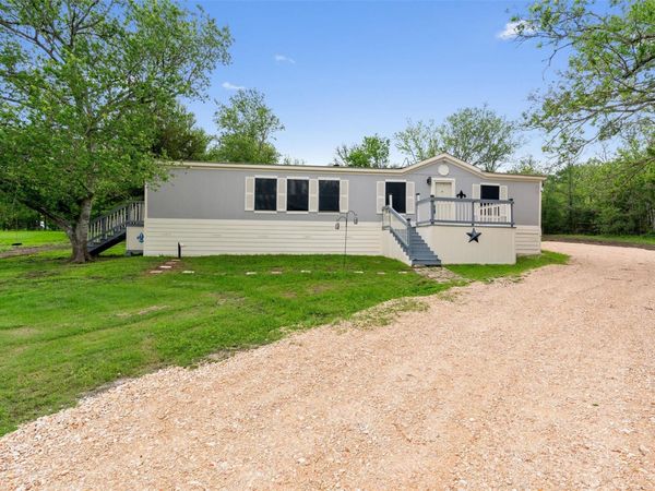 22515 Deidra DR, Elgin, TX 78621