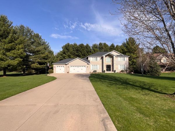 1712 Cedar Crest Road NW, Rochester, MN 55901