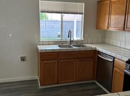 2123 Canal Farm Ln, Los Banos, CA 93635 Photo