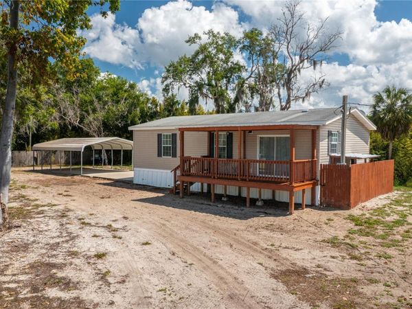 991 BAY COURT , FROSTPROOF, FL 33843