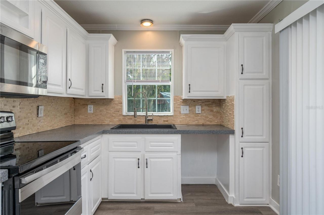 991 Bay Court , Frostproof, FL 33843 Photo