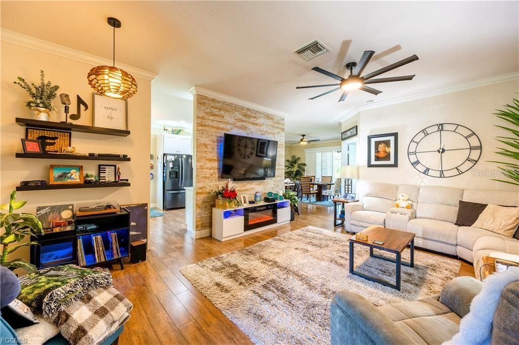 2128 Cape Heather Circle , Cape Coral, FL 33991 Photo
