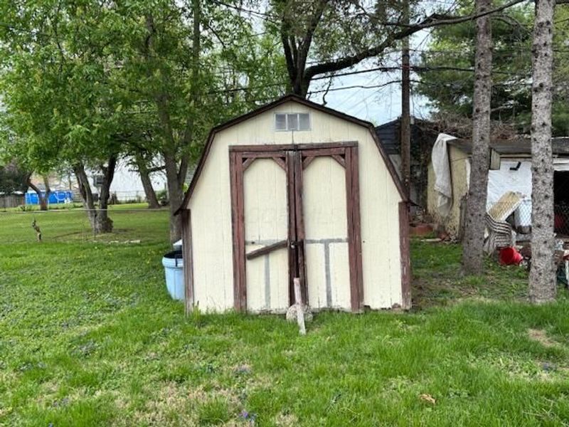 3547 Noe Bixby Road, Columbus, OH 43232 Photo 5