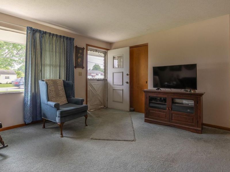 3547 Noe Bixby Road, Columbus, OH 43232 Photo 9