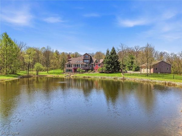 1803 Whisper Bluff Trail , Hinckley, OH 44233