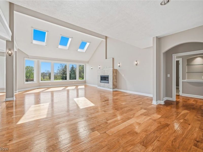 1803 Whisper Bluff Trail, Hinckley, OH 44233 Photo 15