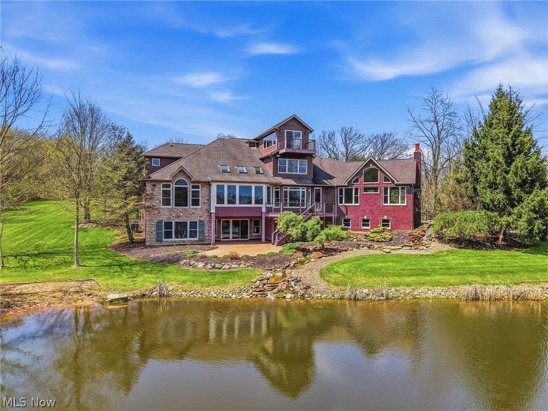 1803 Whisper Bluff Trail, Hinckley, OH 44233 Photo 2