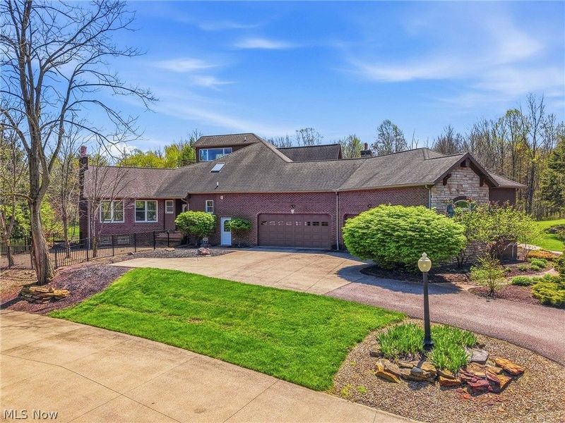 1803 Whisper Bluff Trail, Hinckley, OH 44233 Photo 28