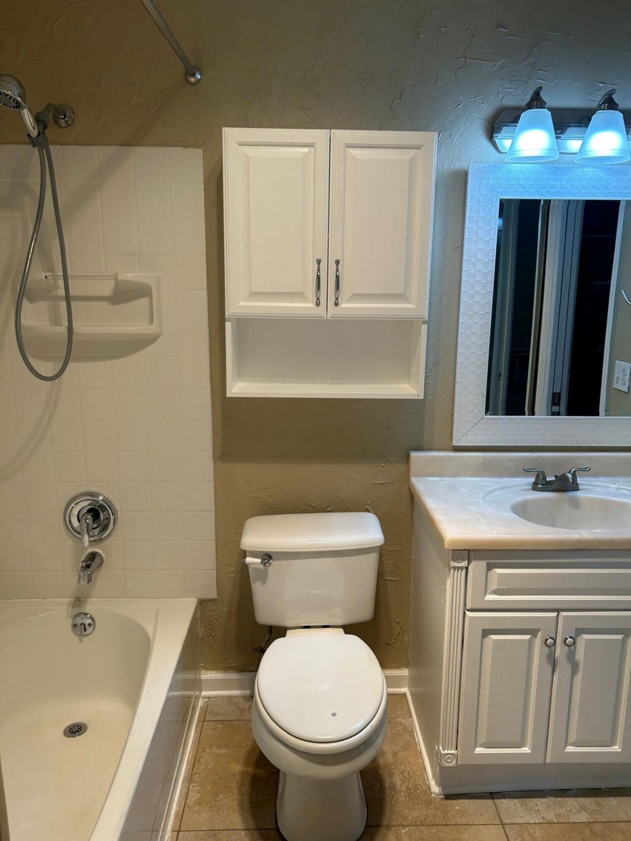 139 Sparrow Drive, Unit 3f, Royal Palm Beach, FL 33411 Photo
