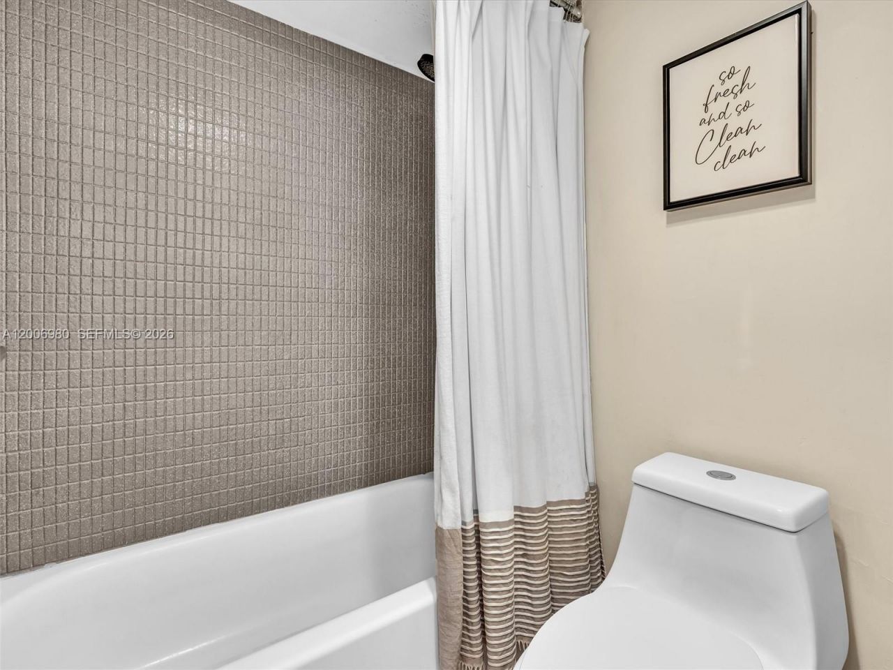20301 W Country Club Dr, Unit 622, Aventura, FL 33180 Photo