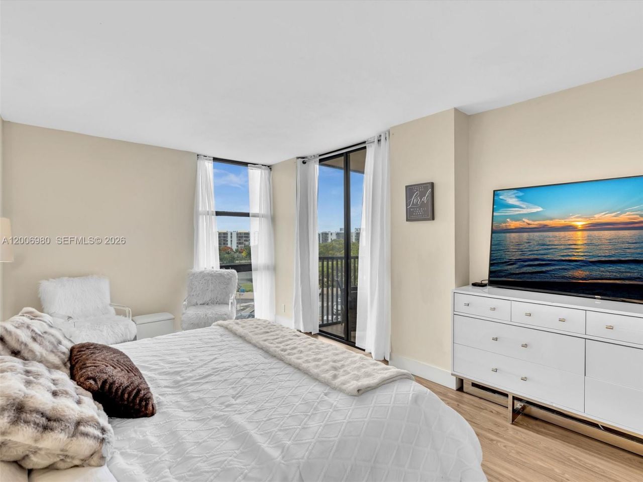 20301 W Country Club Dr, Unit 622, Aventura, FL 33180 Photo