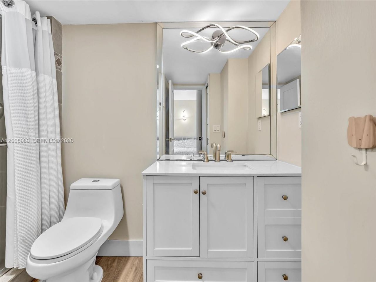 20301 W Country Club Dr, Unit 622, Aventura, FL 33180 Photo