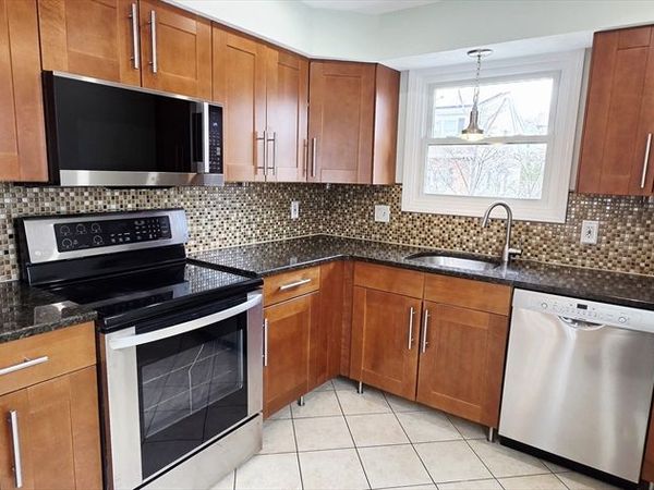 15 Putnam Place, Unit 15, Winthrop, MA 02152