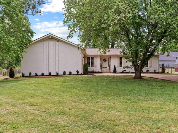 1427 Harris St , Columbia, TN 38401