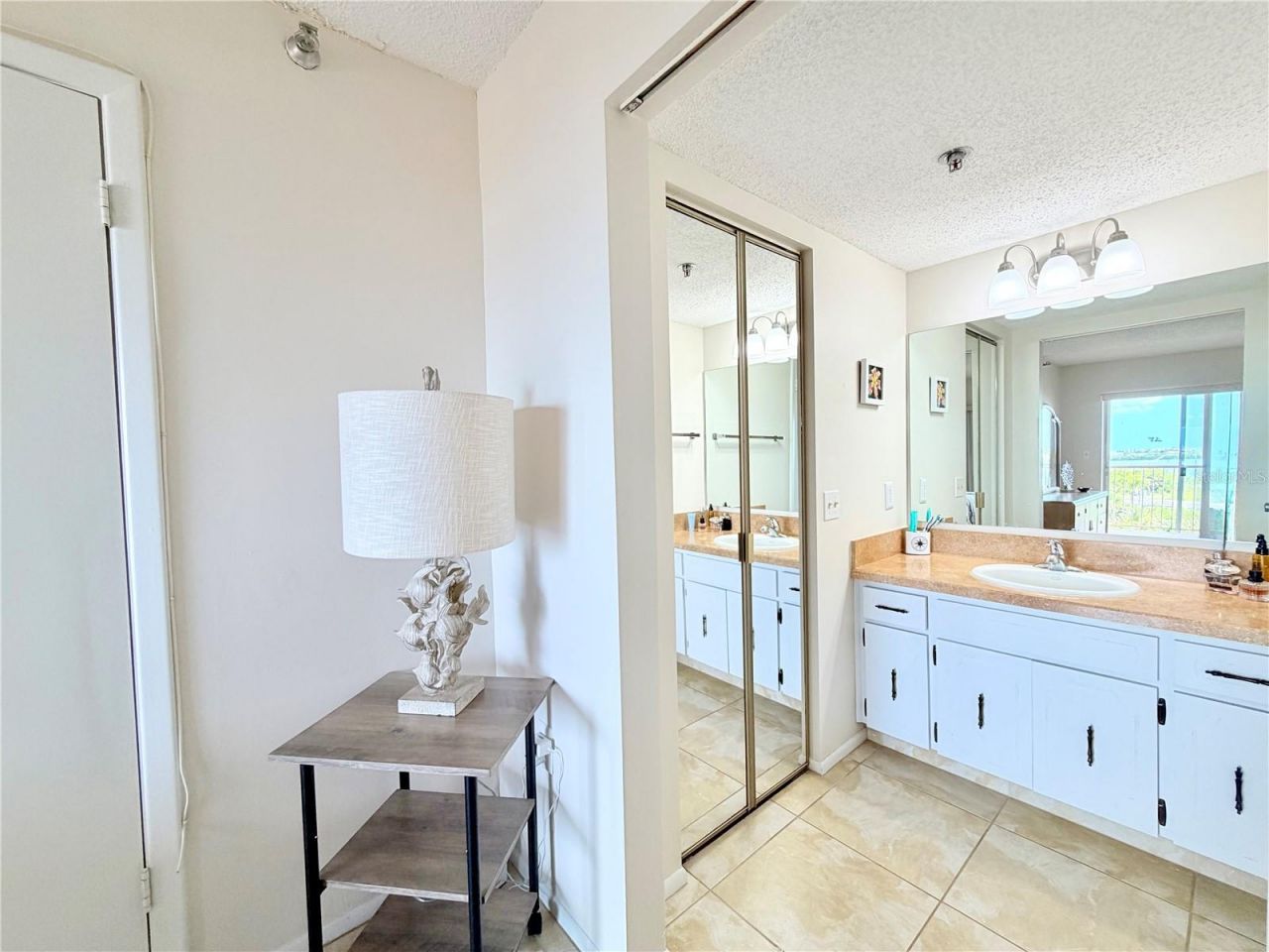 7430 Sunshine Skyway Lane S, Unit 501, Saint Petersburg, FL 33711 Photo