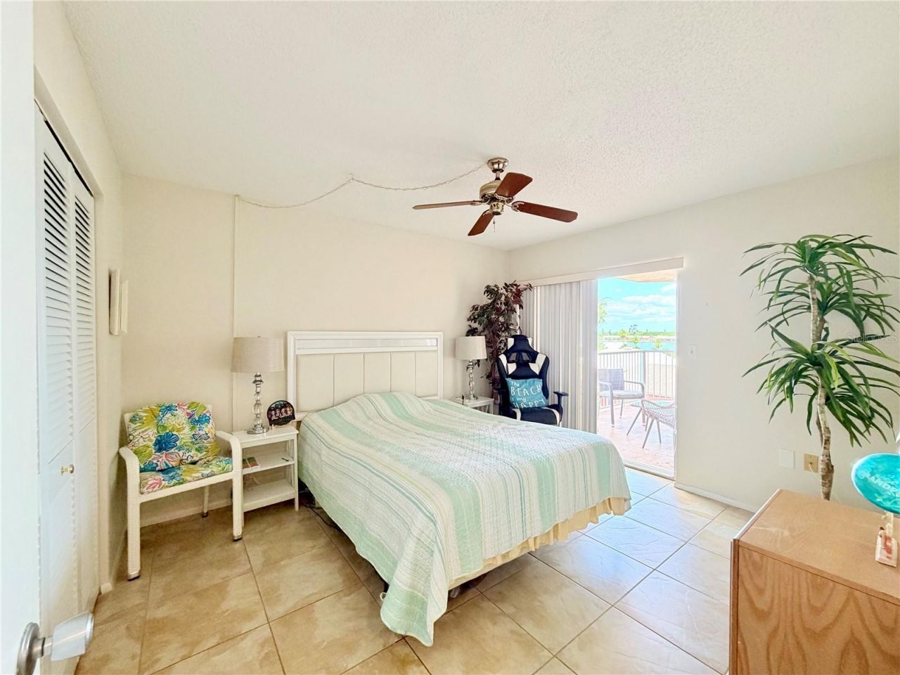 7430 Sunshine Skyway Lane S, Unit 501, Saint Petersburg, FL 33711 Photo